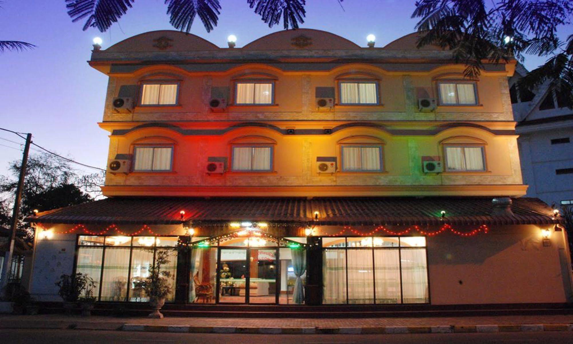 Mekong Sunshine Hotel Vientián Exterior foto